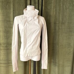 Yaya Aflalo Stylish Cream genuine leather Jacket with High Collar, S